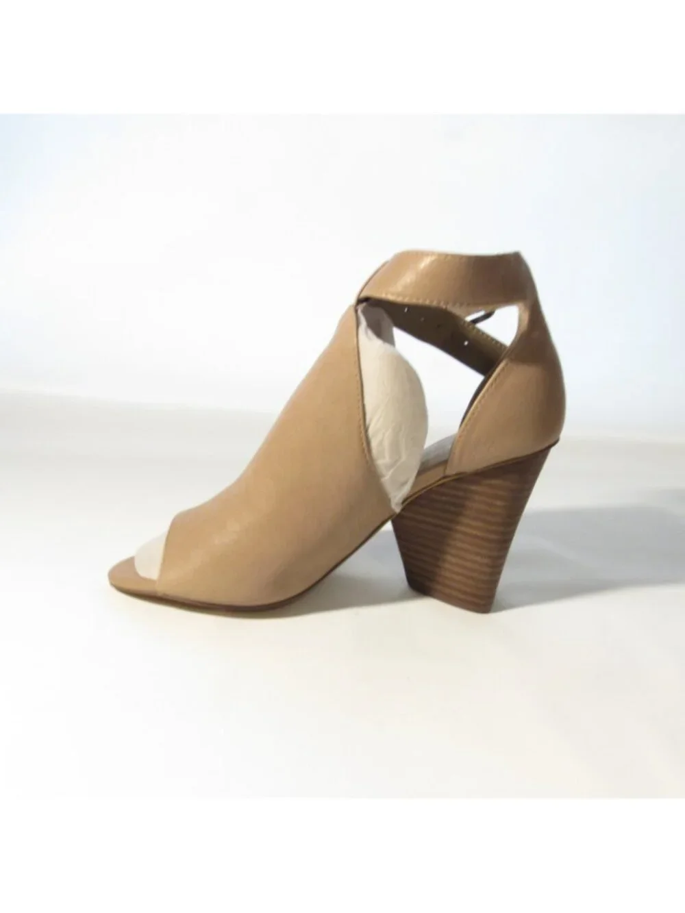 Vince Camuto Leather Peep-Toe Booties Sandals Adaren 6.5 M New in box